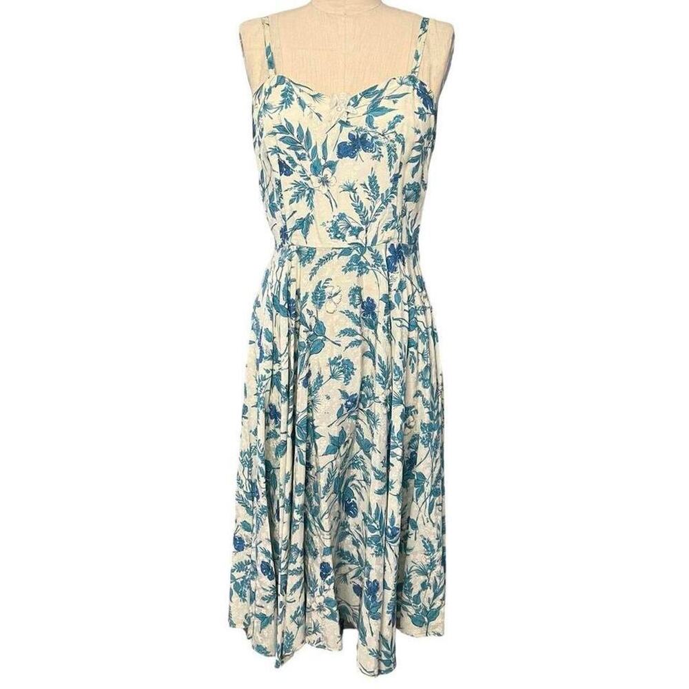Lightweight Embossed Garden Print Dress 👗🎀